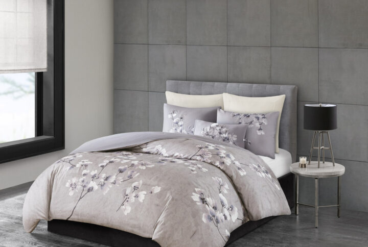 Sakura Blossom 3 Piece Cotton Sateen Printed Comforter Set in Lilac From N Natori