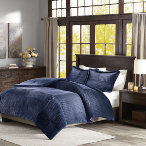 Parker Plush Down Alternative Comforter Set in Navy From Madison Park