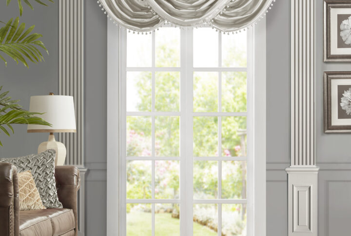 Avignon Waterfall Valance (Single) in White From Croscill Classics