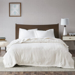 Ultra Soft Plush Reverses to Berber Heated Blanket in Ivory From True North by Sleep Philosophy