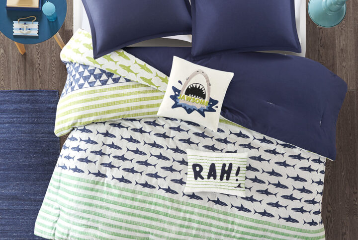 Finn Shark Cotton Comforter Set in Green / Navy From Urban Habitat Kids