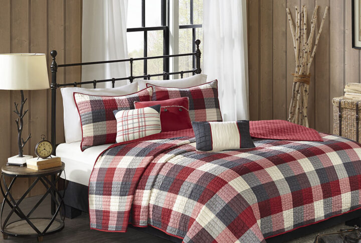 Ridge 6 Piece Printed Herringbone Quilt Set with Throw Pillows in Red From Madison Park