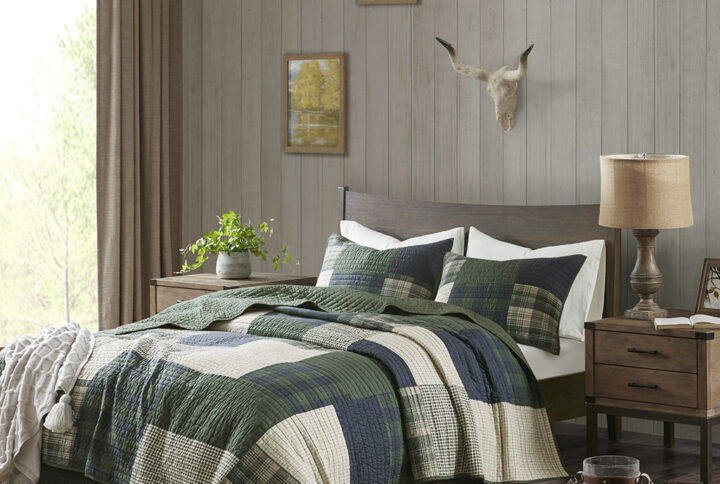 Mill Creek Oversized Cotton Quilt Set in Green From Woolrich