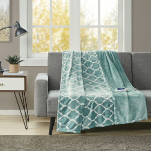 Heated Ogee Throw in Aqua From Beautyrest