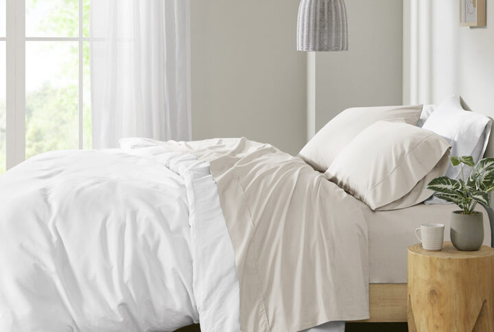 Peached Percale 200 Thread Count Relaxed Cotton Percale Sheet Set in Ivory From Madison Park