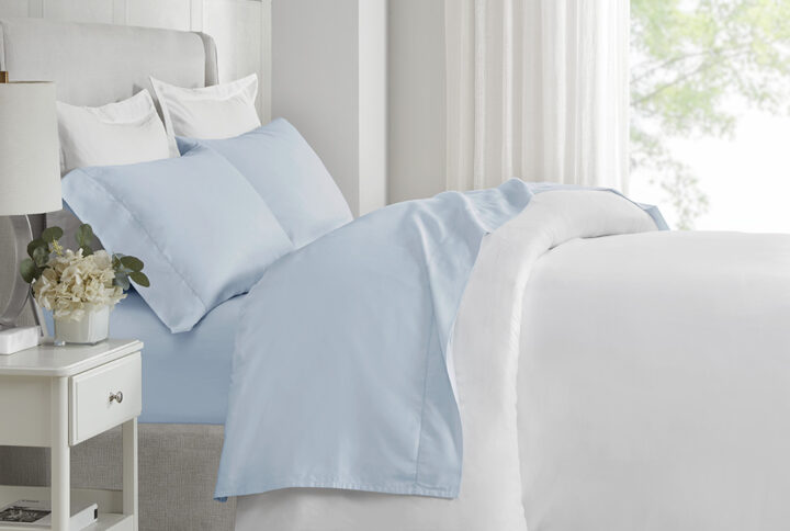 500 Thread Count Egyptian Cotton Deep Pocket Sheet Set in Blue From Madison Park