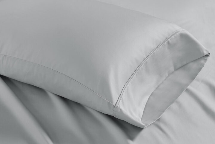 1500 Thread Count Cotton Blend 2 PC Pillowcases in Grey From Madison Park