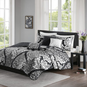 Vienna 6 Piece Printed Cotton Quilt Set with Throw Pillows in Black From Madison Park