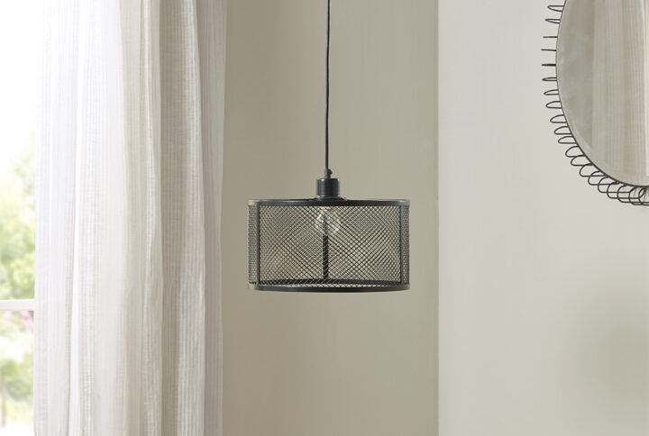 Jaxson Metal Mesh Pendant in Black From INK+IVY