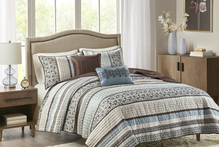 Princeton 5 Piece Jacquard Quilt Set with Throw Pillows in Blue From Madison Park