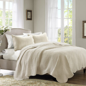 Tuscany 3 Piece Reversible Scalloped Edge Quilt Set in Cream From Madison Park