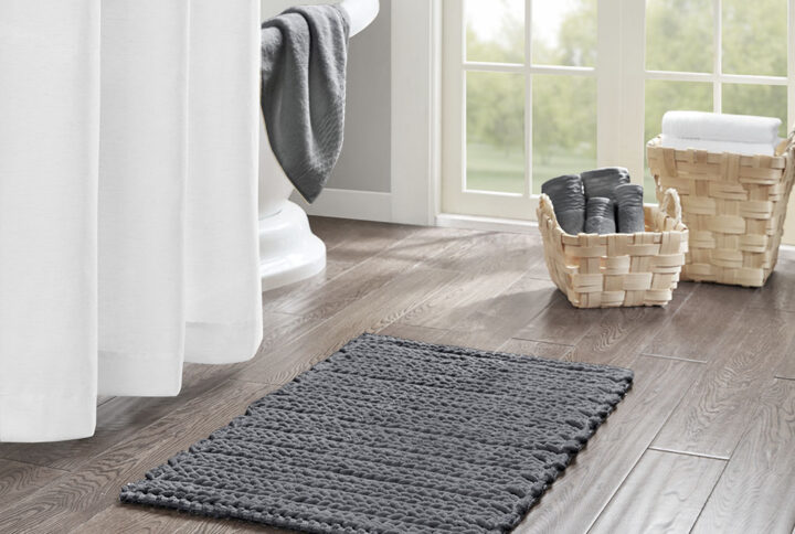 Lasso 100% Cotton Chenille Chain Stitch Rug in Charcoal From Madison Park