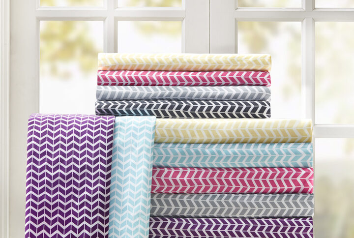 Chevron Printed Microfiber Sheet Set in Pink From Intelligent Design