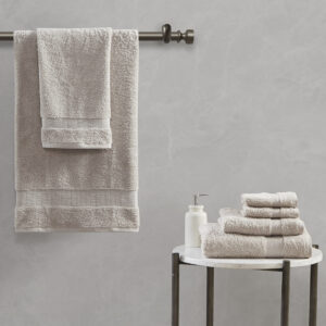 Luce 100% Egyptian Cotton 6 Piece Towel Set in Sand From Madison Park Signature