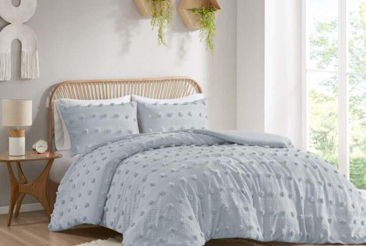 Lucy Clip Jacquard Duvet Cover Set in Blue From Intelligent Design