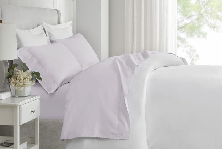 500 Thread Count Egyptian Cotton Deep Pocket Sheet Set in Lilac From Madison Park