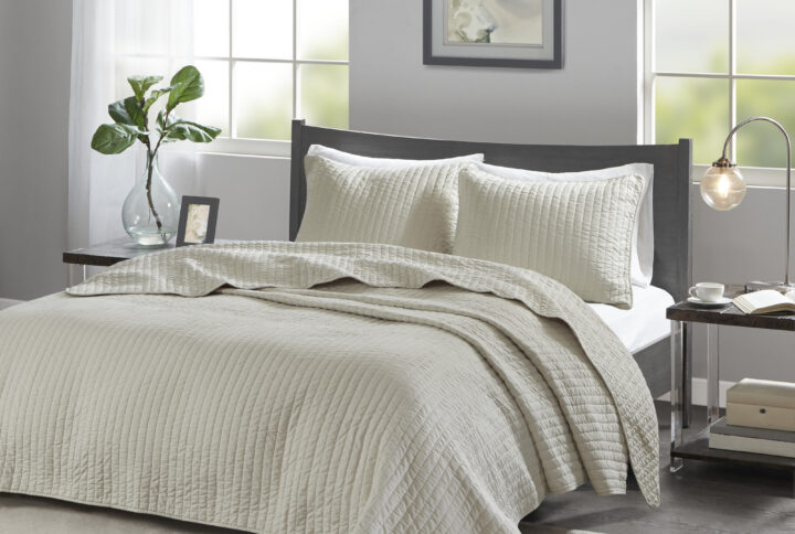 Keaton 3 Piece Quilt Set in Cream From Madison Park