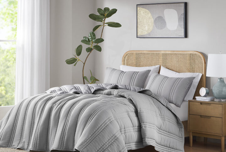 Dune Poly Gauze Quilt Set in Gray From Urban Habitat