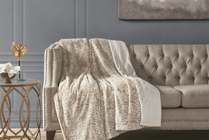 Zuri Oversized Faux Fur Throw in Leopard From Madison Park