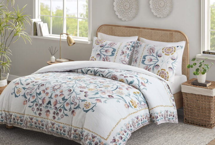 Gemma 3 Piece Floral Duvet Cover Set in White/Multi From Madison Park