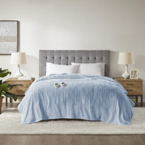 Plush Heated Blanket in Light Blue From Serta