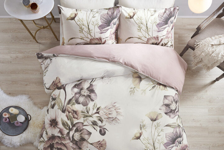 Cassandra 3 Piece Cotton Printed Duvet Cover Set in Blush From Madison Park