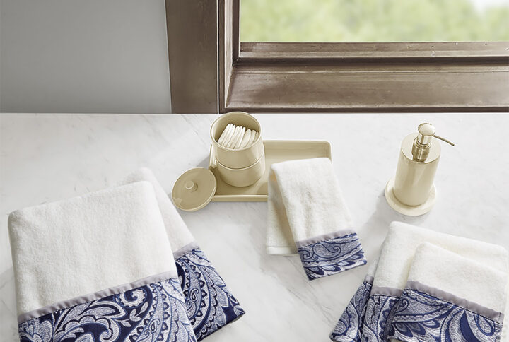 Aubrey 6 Piece Jacquard Towel Set in Navy From Madison Park