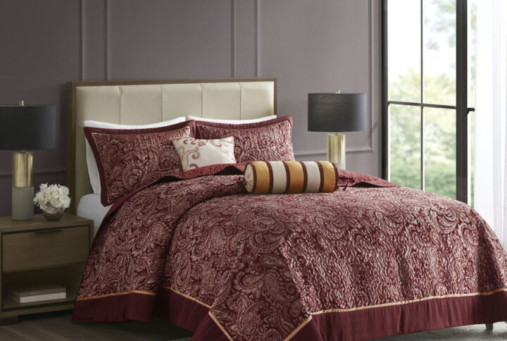 Aubrey 5 Piece Jacquard Bedspread Set with Throw Pillows in Burgundy From Madison Park