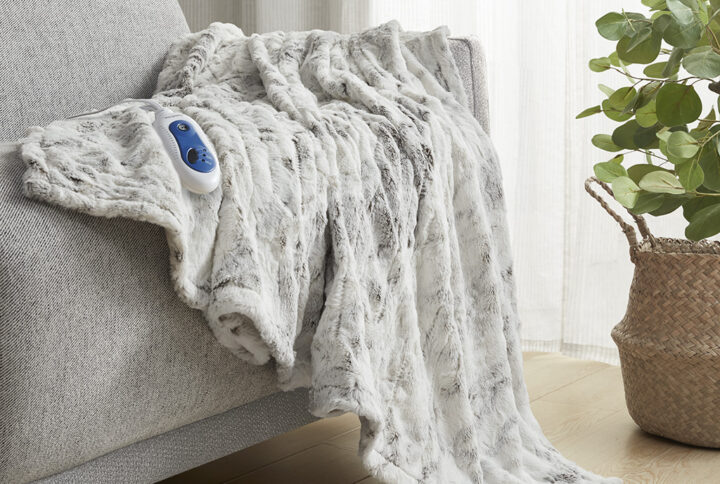 Zuri Oversized Faux Fur Heated Throw in Natural Marble From Beautyrest