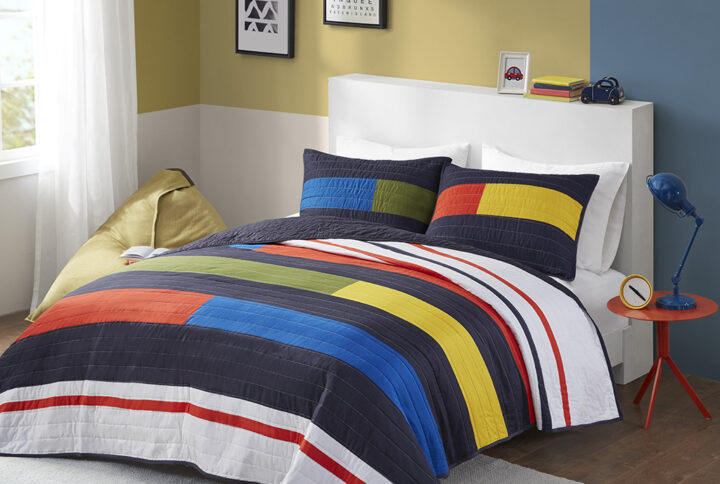 Morris Stripe Printed Quilt Set in Multi From Urban Habitat Kids