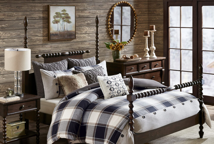 Urban Cabin Cotton Jacquard Comforter Set in Brown From Madison Park Signature