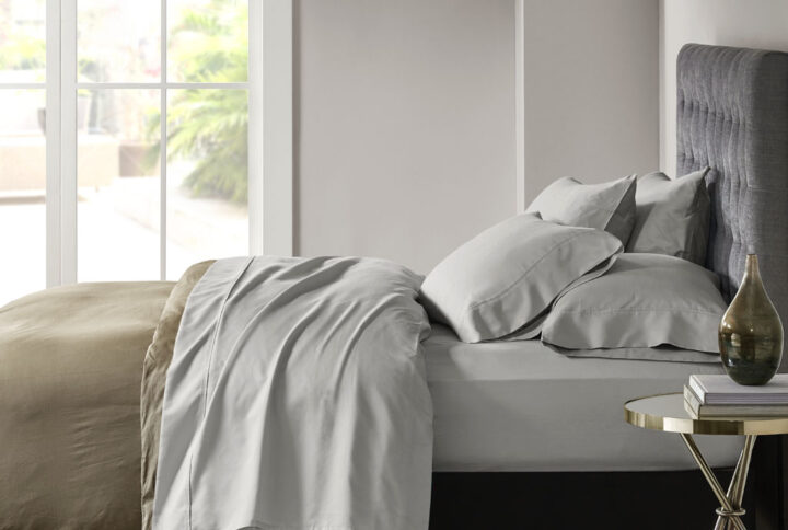 800 Thread Count Cotton Blend Sateen Sheet Set in Grey From Madison Park