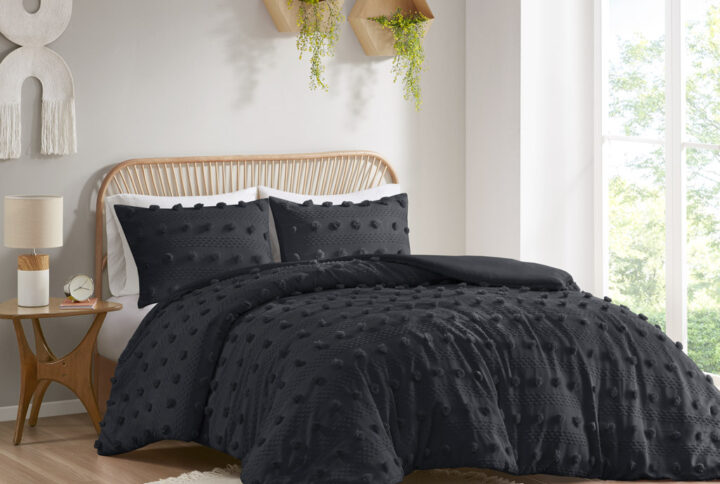 Lucy Clip Jacquard Duvet Cover Set in Black From Intelligent Design