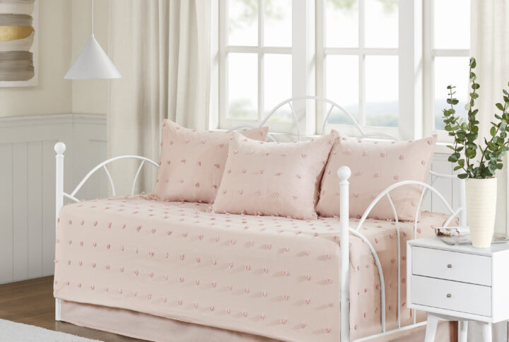 Brooklyn Cotton Jacquard Daybed Set in Pink From Urban Habitat