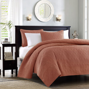 Quebec 3 Piece Reversible Quilt Set in Clay Red From Madison Park