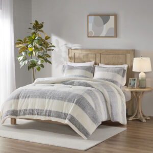 Hollis Sherpa Comforter Set in Green/Ivory From Madison Park