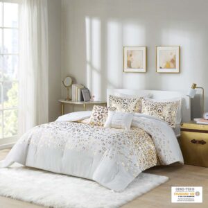 Lillie Metallic Animal Printed Comforter Set in Ivory/Gold From Intelligent Design