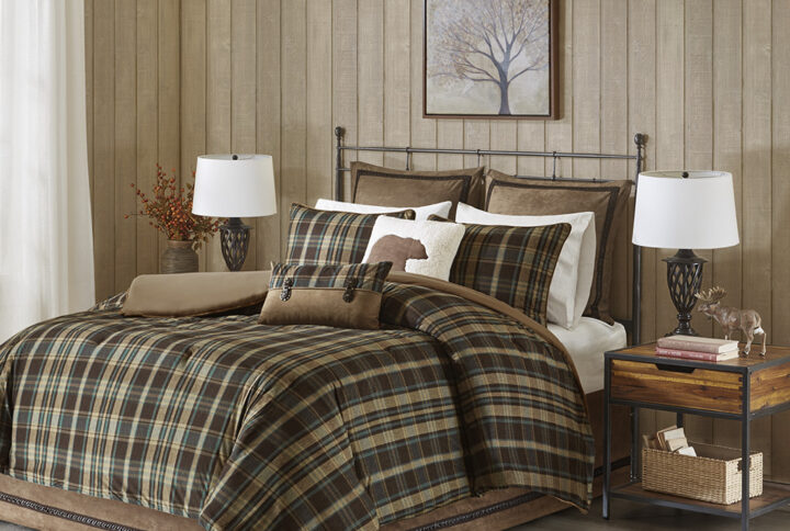 Hadley Plaid Oversized Cozy Spun Comforter Set in Multi From Woolrich