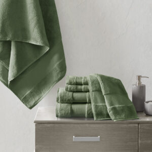 Cotton 6 Piece Bath Towel Set in Green From Madison Park Signature