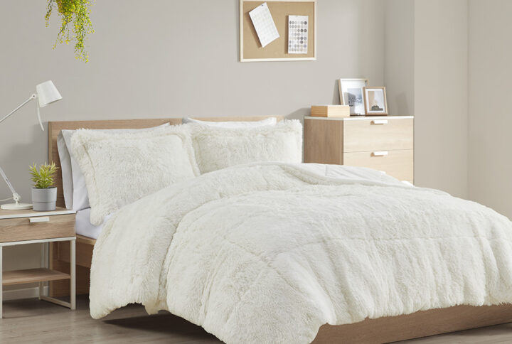 Malea Shaggy Long Fur Comforter Mini Set in Ivory From Intelligent Design