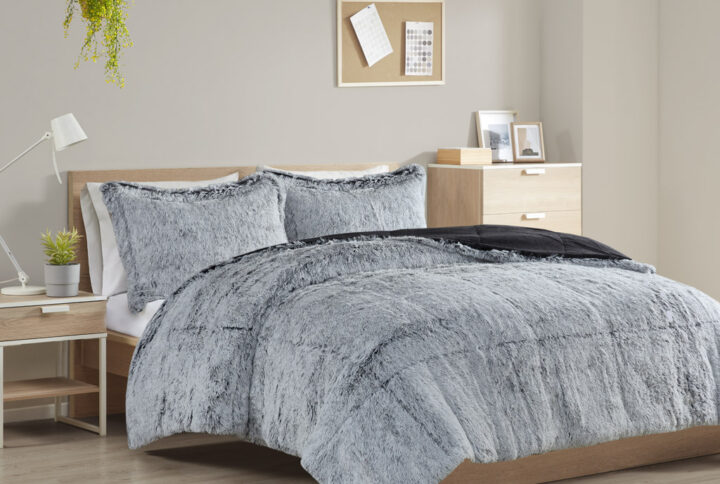 Malea Shaggy Long Fur Comforter Mini Set in Black/White From Intelligent Design