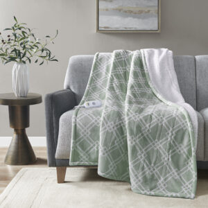 Printed Plush Heated Throw in Seafoam From Serta