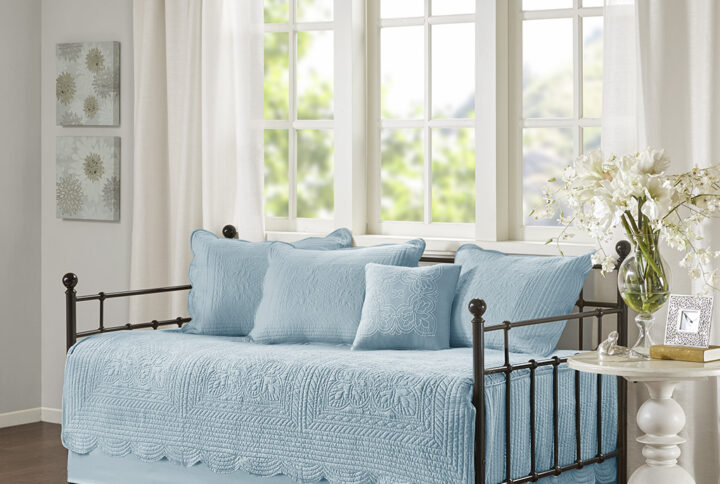 Tuscany 6 Piece Reversible Scalloped Edge Daybed Cover Set in Blue From Madison Park