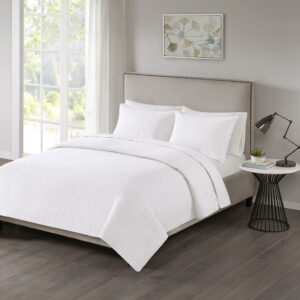 Otto 3 Piece Reversible Quilt Set in White From 510 Design