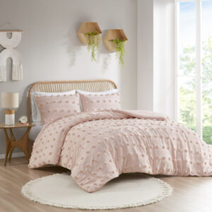 Lucy Clip Jacquard Comforter Set in Pink From Intelligent Design