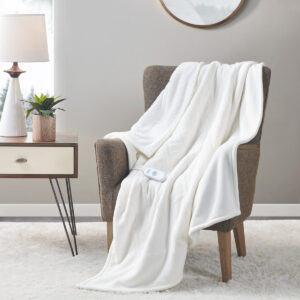 Fleece to Sherpa Heated Throw in Ivory From Serta