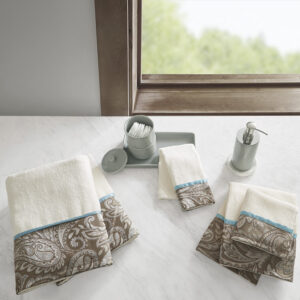 Aubrey 6 Piece Jacquard Towel Set in Blue/Brown From Madison Park