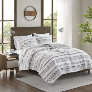 Fraser 3 Piece Printed Microfiber Seersucker Quilt Set in Ivory/Black From Madison Park