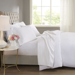 600 Thread Count Cooling Cotton Blend 4 PC Sheet Set in White From Beautyrest