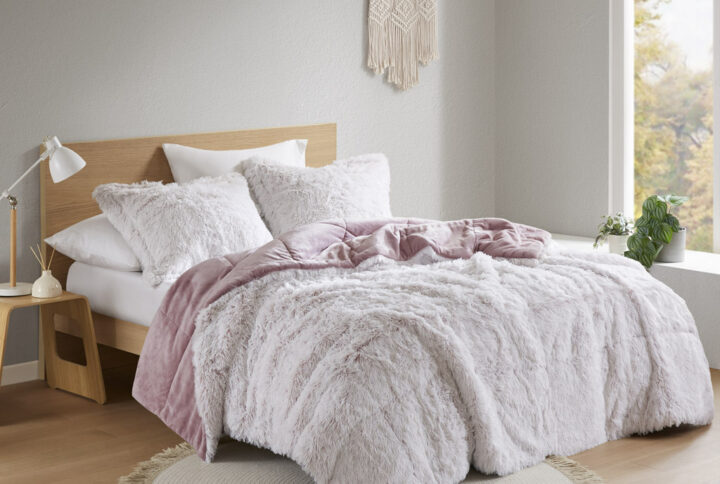 Malea Shaggy Faux Fur Comforter Mini Set in Pink/White From Intelligent Design